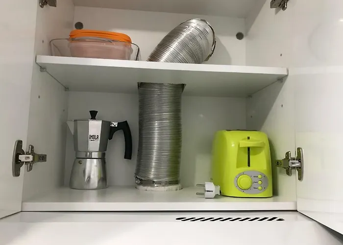 Isabel Manoja Τορρεμολίνος