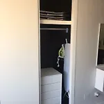 伊莎贝尔马诺亚公寓 *